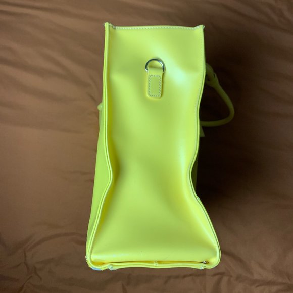 Wilson's Leather Yellow Tote Bag with Leopard Print Interior - Picture 6 of 11